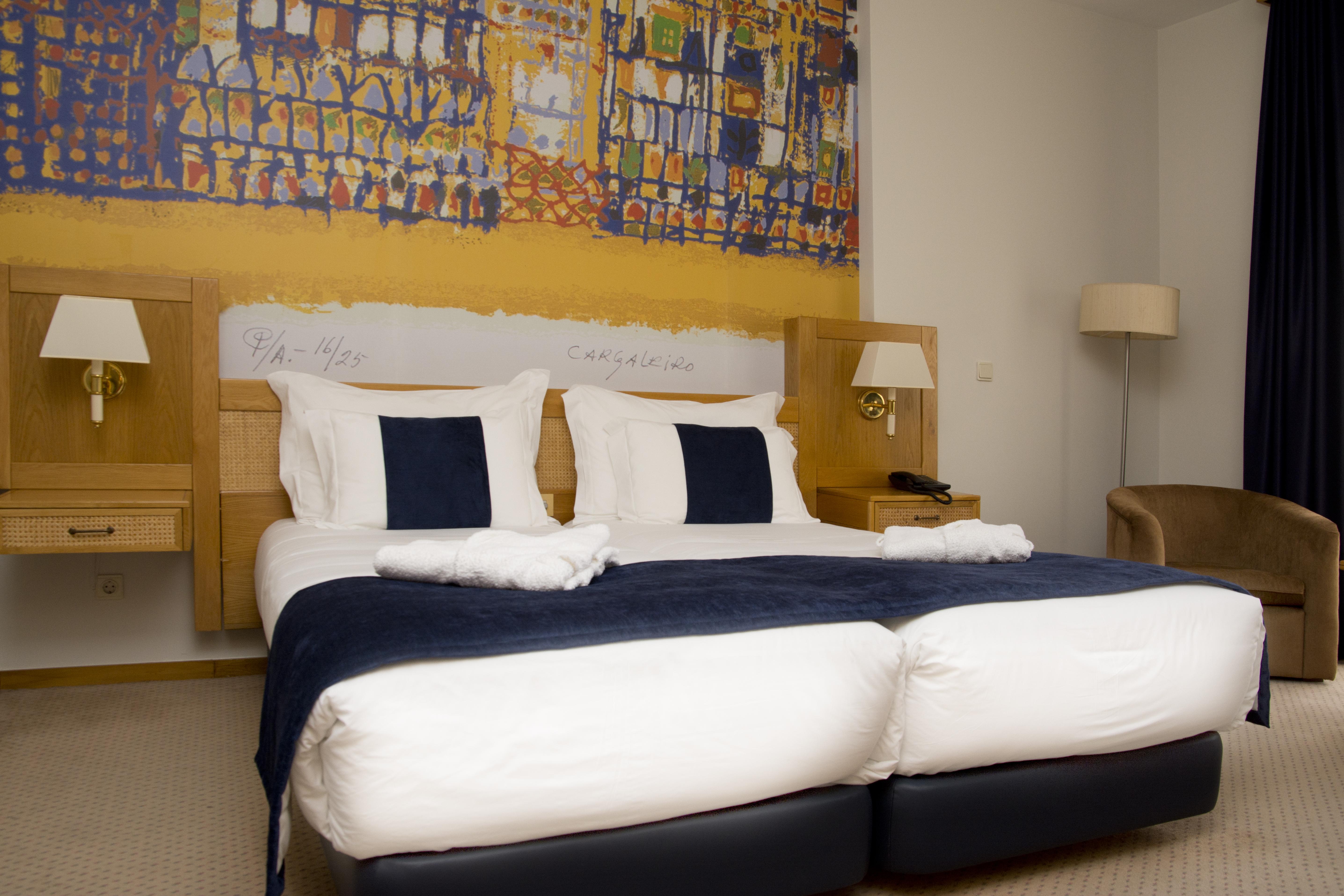 Hotel Rainha D. Amelia, Arts & Leisure คาสเตโลแบรนโค ภายนอก รูปภาพ