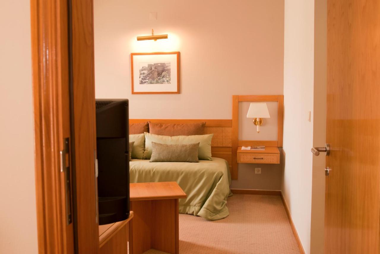 Hotel Rainha D. Amelia, Arts & Leisure คาสเตโลแบรนโค ภายนอก รูปภาพ